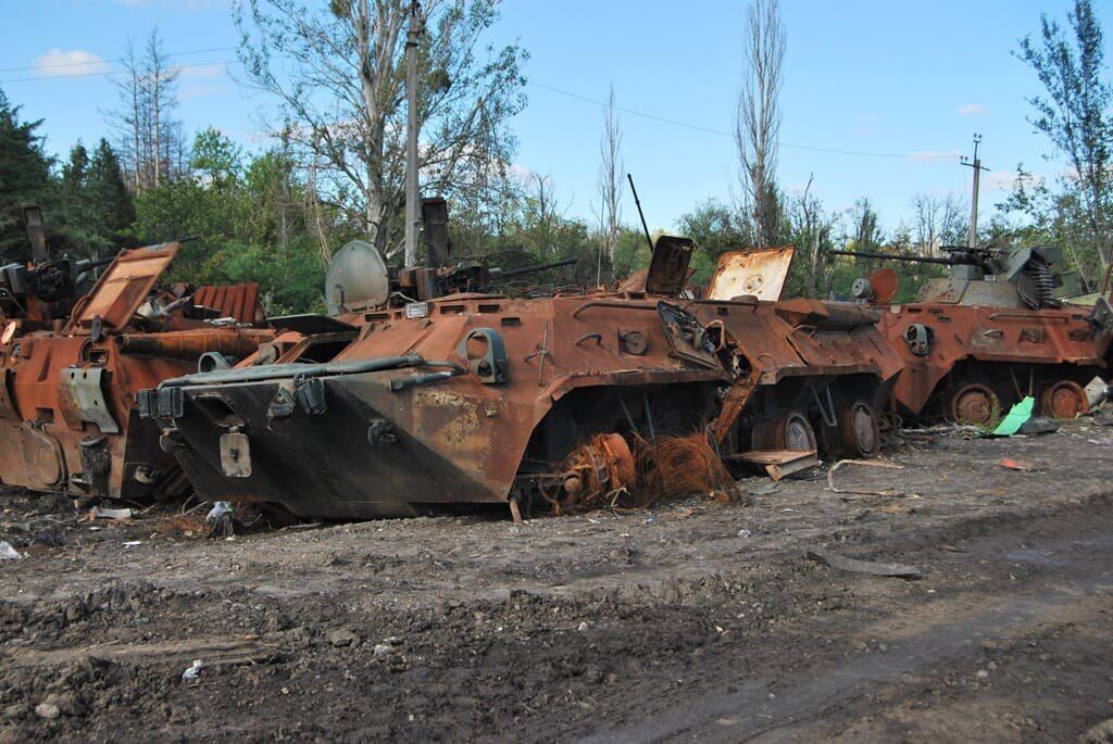 Так виглядає ''могилізація'': у ЗСУ показали, яка доля спіткала російську техніку під Ізюмом. Фото