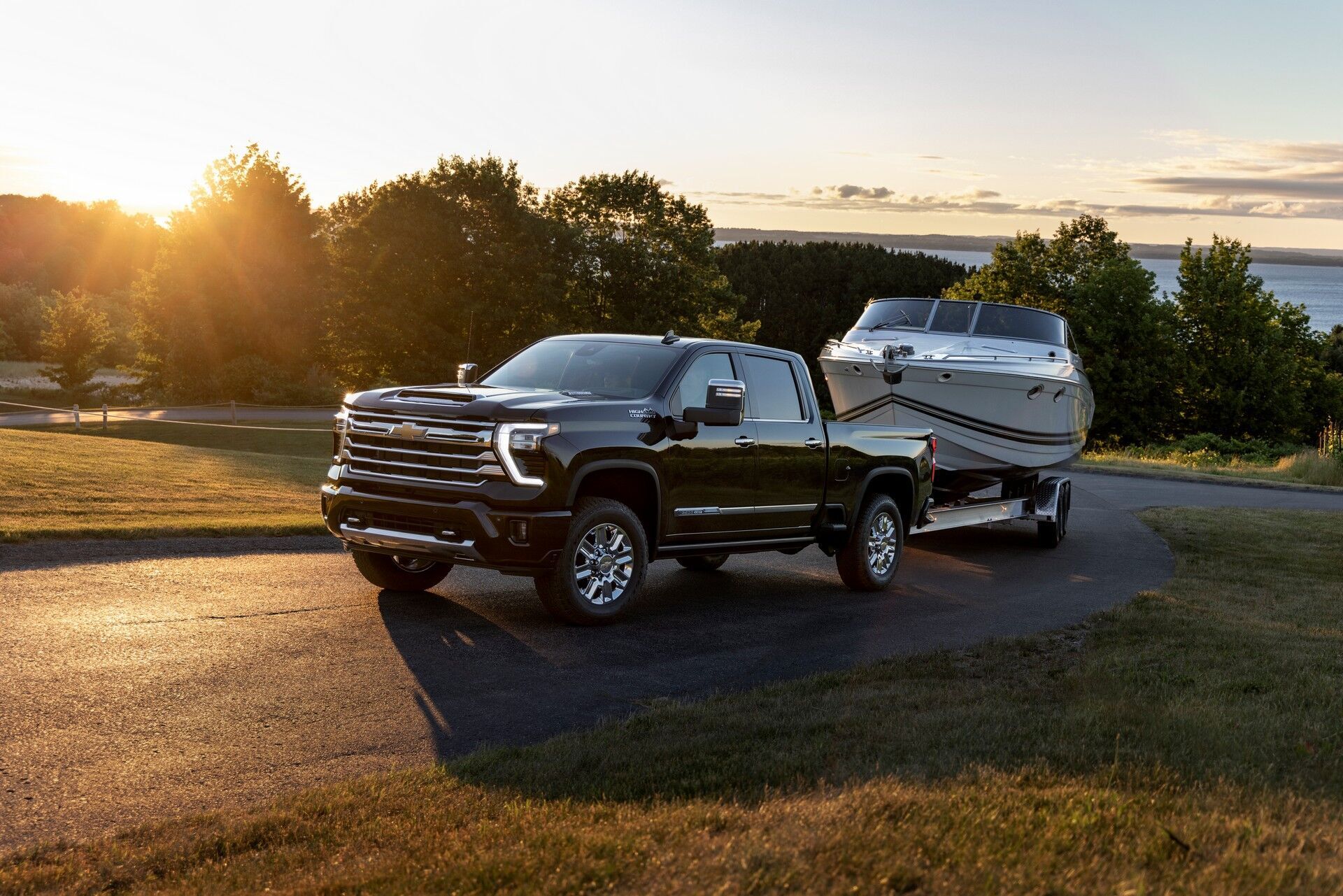 Chevrolet презентував оновлений Silverado Heavy Duty