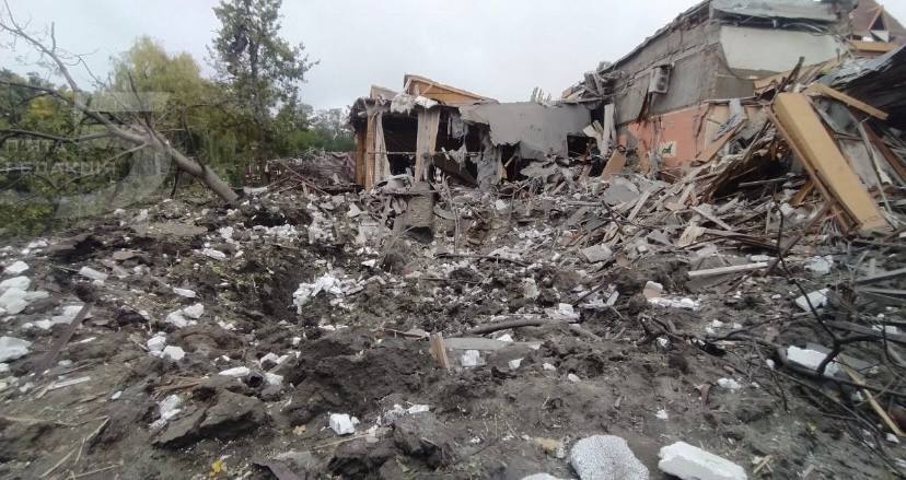 Войска РФ нанесли удар по Запорожью: ракеты попали в объекты инфраструктуры. Фото и видео