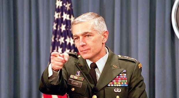 Американский генерал Уэсли Кларк в 1999 году