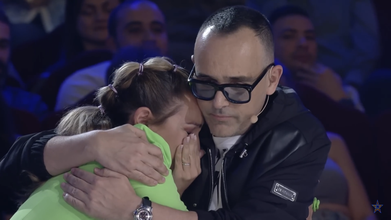 8-летняя Злата Хоменко из Украины довела до слез судей на испанском талант-шоу, рассказывая о войне. Видео