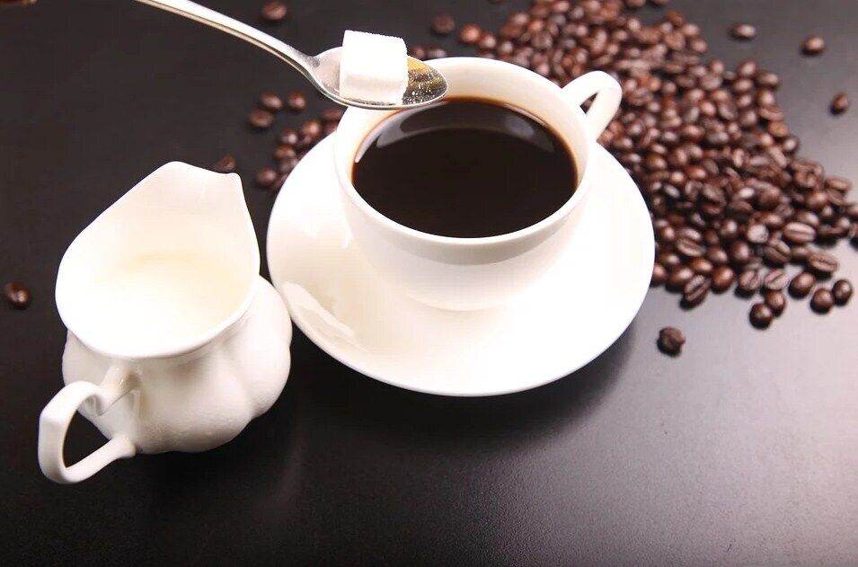 Чи можна у розчинну каву додавати молоко