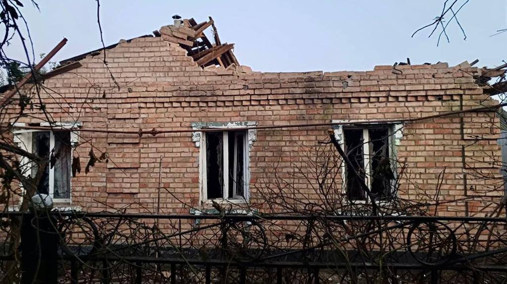 Дом мирных жителей после атаки со стороны ВС РФ