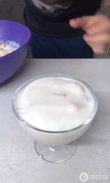 Полезный десерт в креманке: выпекать не придется