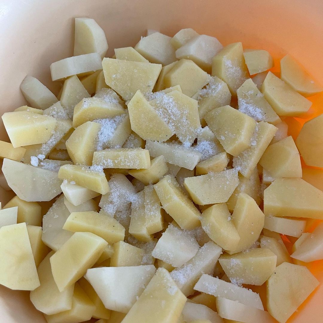 Картофель с солью