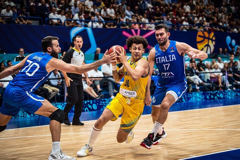 Как Украина поставила на колени Италию на Евробаскете-2022: яркий фоторепортаж из Милана