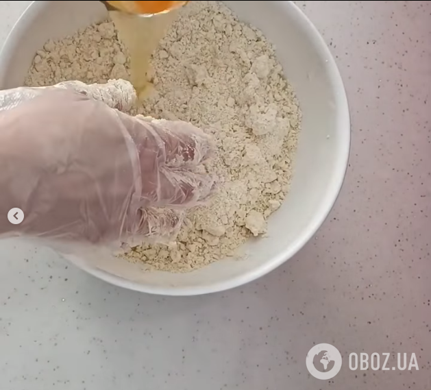 Бюджетный пирог с вареньем: как сделать простое тесто