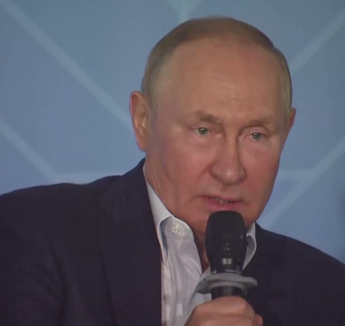 Путін зробив цинічну заяву про Донбас і назвав Росію країною сонця, що сходить