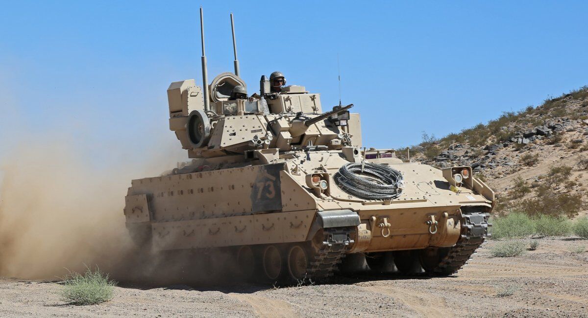 Мова про постачання Україні БМП M2 Bradley навіть не йдеться