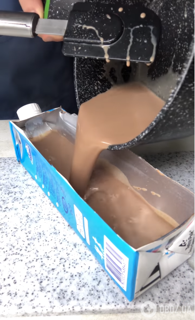 Шоколадно-молочний десерт без випічки: застигає в холодильнику 
