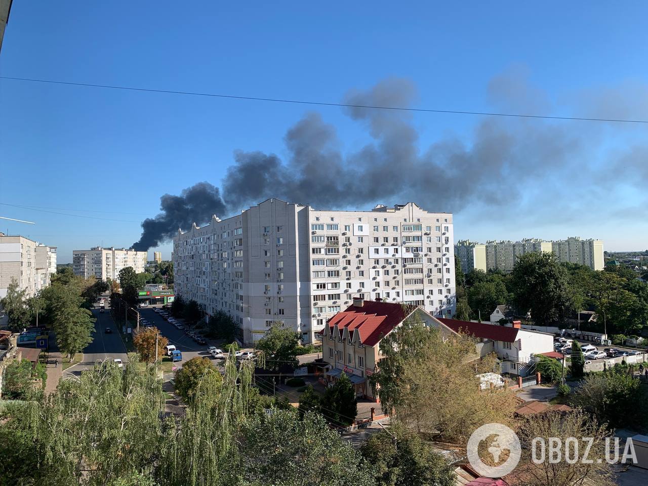 В Борисполе произошел пожар на предприятии, тушили полдня. Фото и видео