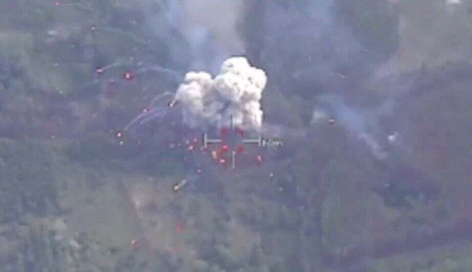 Влаштували вражаючий "феєрверк": ЗСУ знищили боєкомплект окупантів у районі Балаклії. Відео 