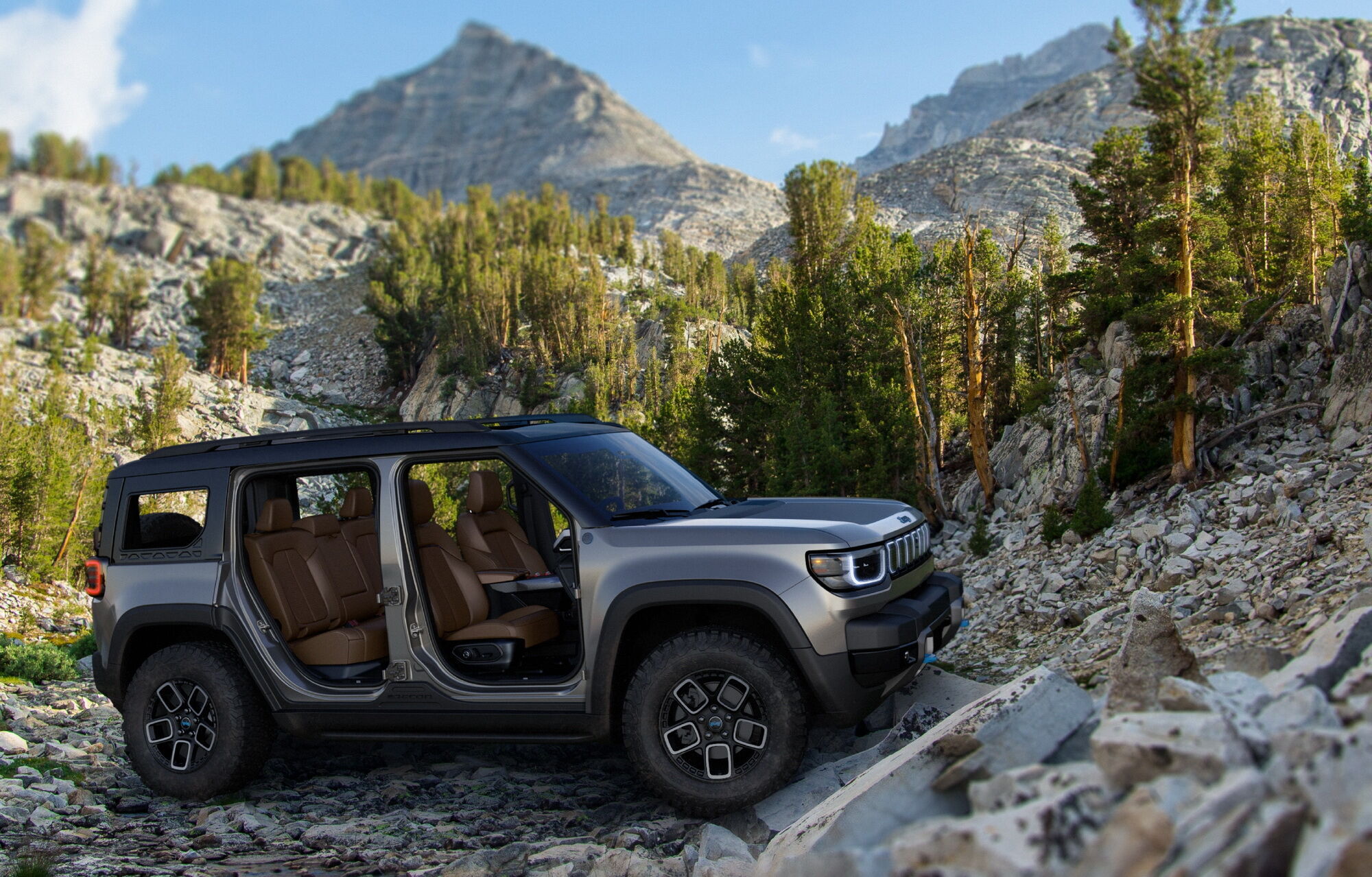 Jeep презентував відразу три електромобілі: Avenger, Recon та Wagoneer S