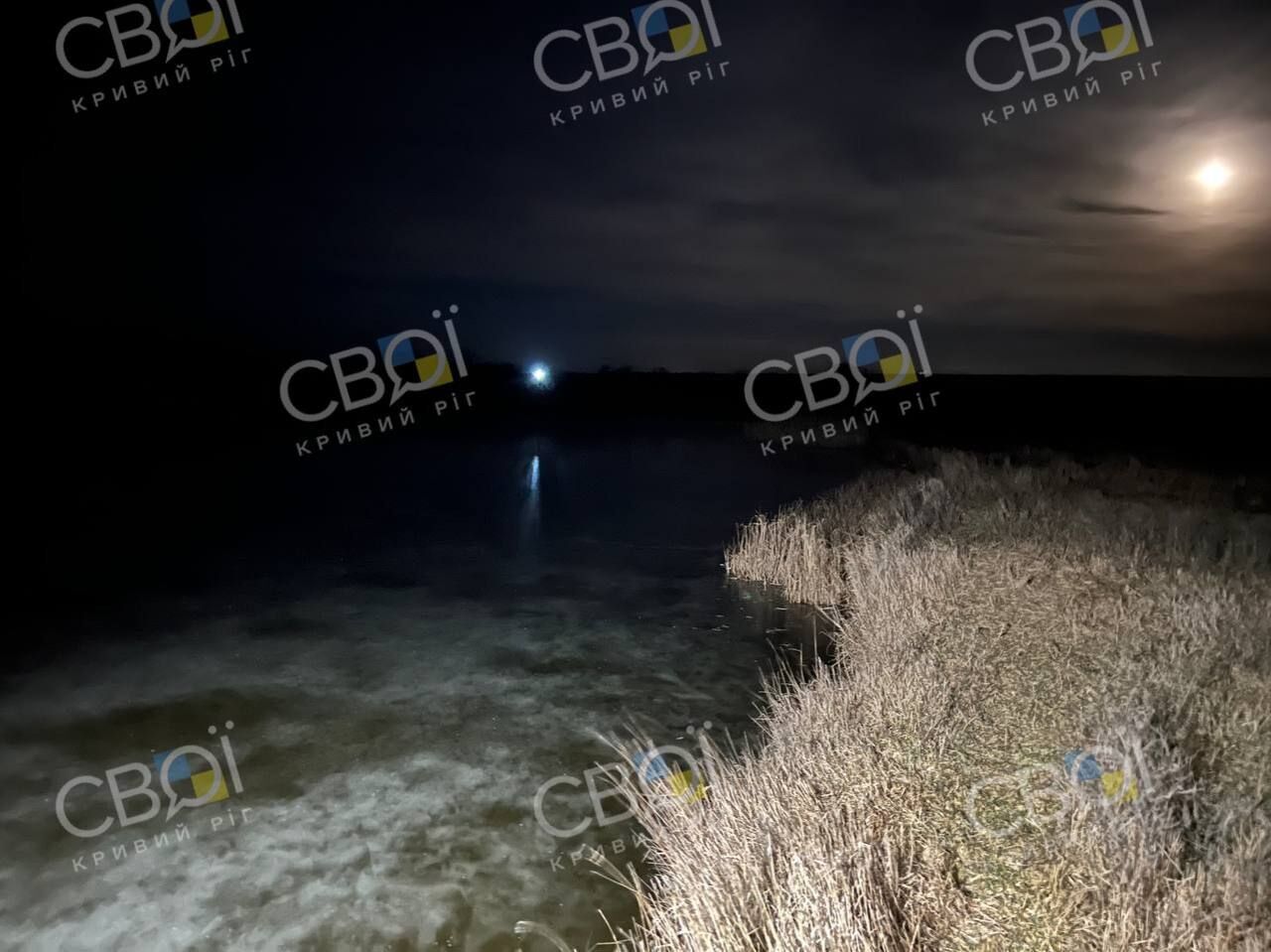 У Кривому Розі провалилися під лід і потонули двоє дітей: з'ясувалися деталі трагедії. Фото 