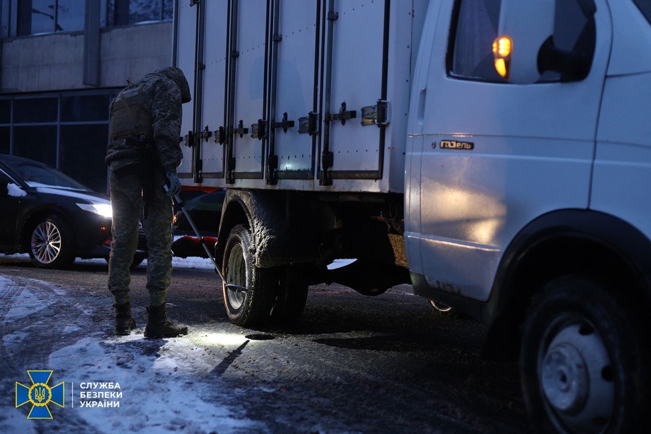 СБУ проводит мероприятия по безопасности в правительственном квартале Киева: возможны ограничения проезда. Фото