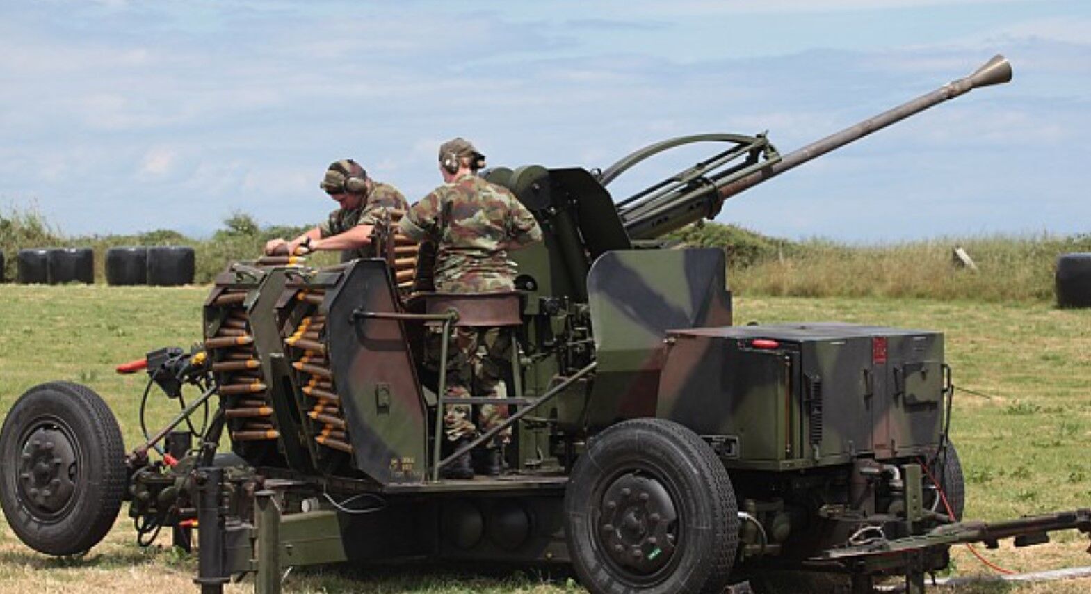 Литва передасть Україні зенітні установки Bofors L70 та боєприпаси до них, – Науседа 