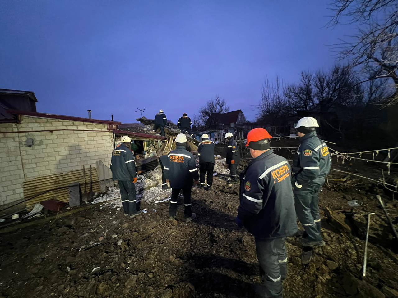 Окупанти вночі вдарили по Запоріжжю: пошкоджено об'єкти інфраструктури та житлові будинки. Фото 