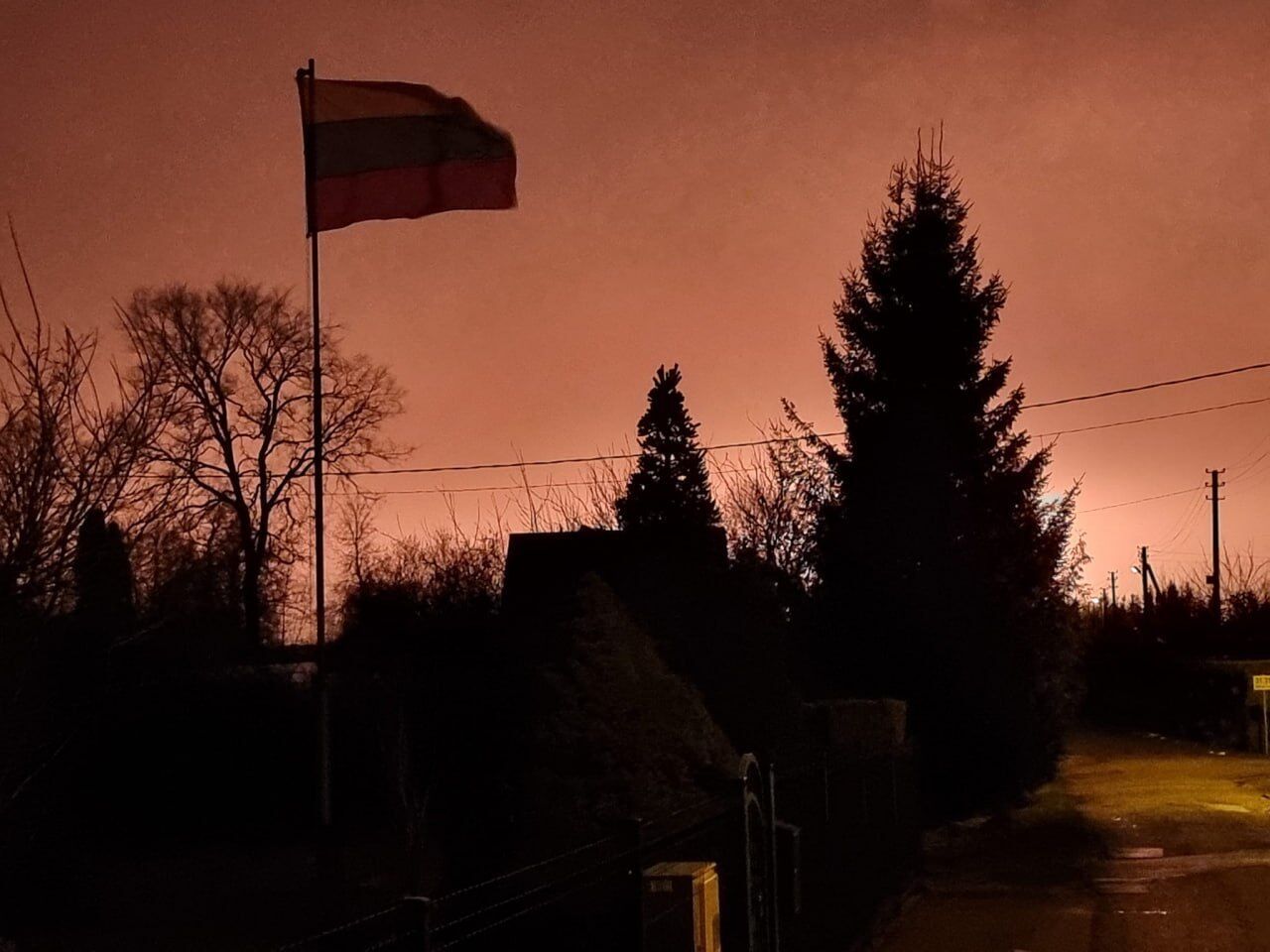 Огонь поднялся на 50 метров: в Литве произошел взрыв на идущем в Латвию газопроводе Amber Grid. Фото