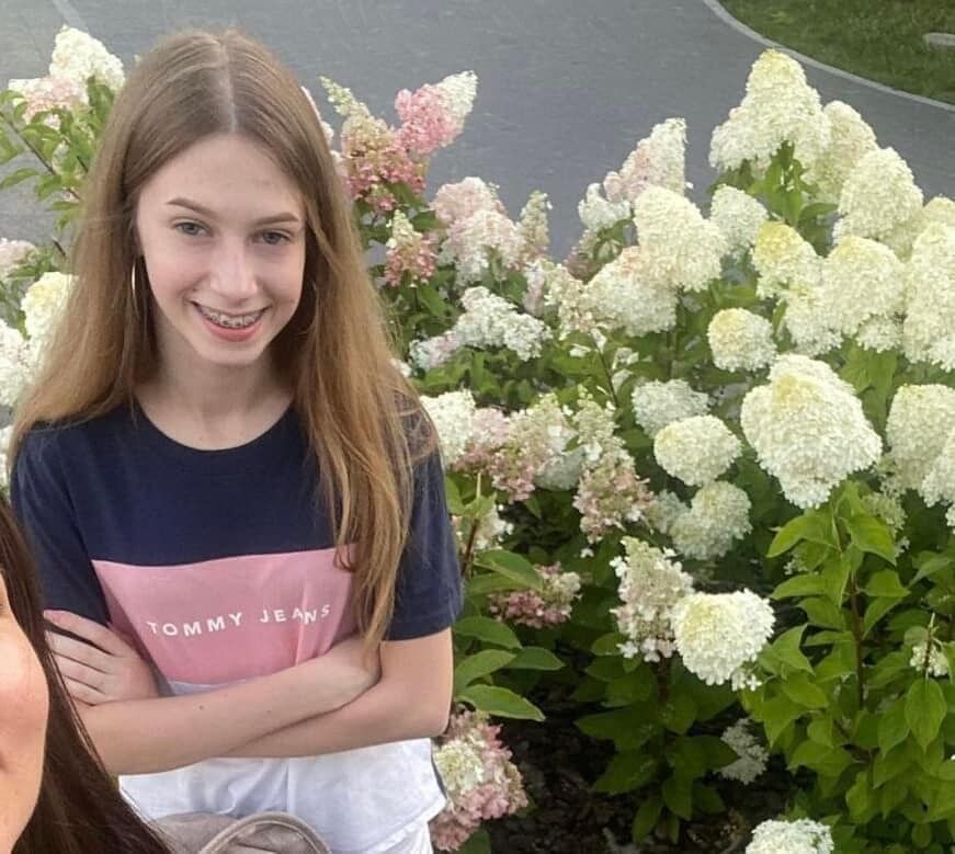 ''Російська ракета вирвала серце'': сестра вбитої у Дніпрі дівчинки поділилася криком душі. Фото