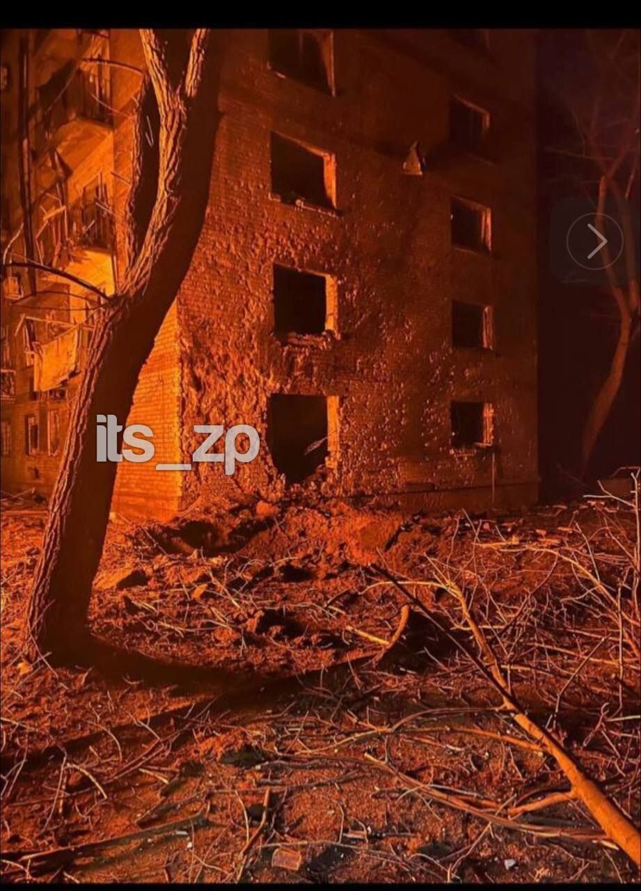 Войска России ударили по Запорожью: есть раненые и разрушения объектов инфраструктуры. Фото