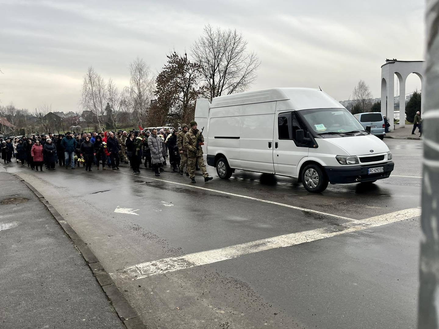 На Волыни простились с отцом и сыном, погибшими в один день в боях за Украину. Фото