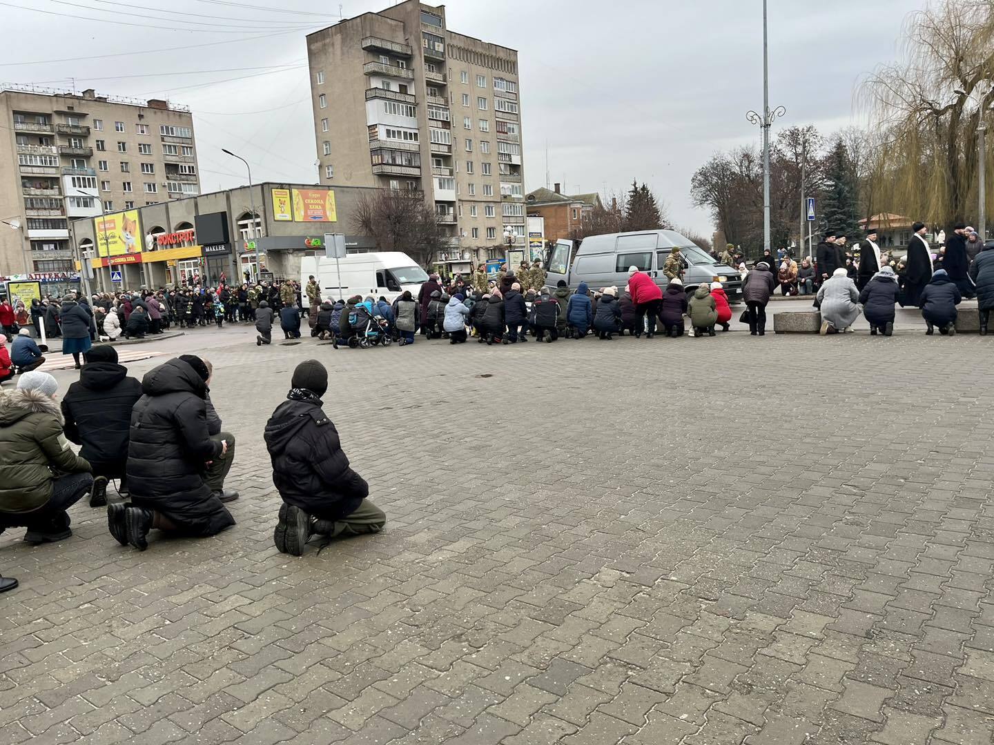 На Волыни простились с отцом и сыном, погибшими в один день в боях за Украину. Фото