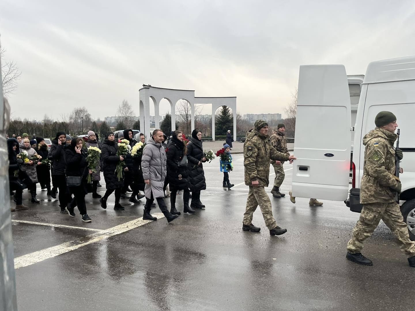 На Волыни простились с отцом и сыном, погибшими в один день в боях за Украину. Фото