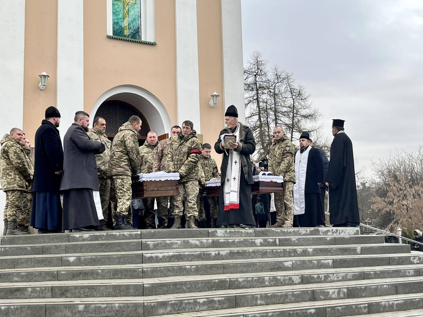 На Волині попрощалися з батьком і сином, які загинули в один день у боях за Україну. Фото