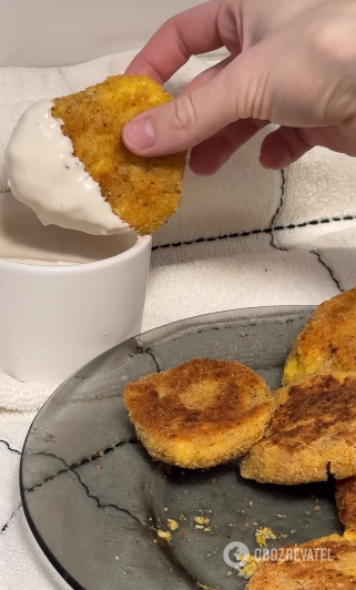 Пирожки из плавленых сырков: как приготовить бюджетное блюдо
