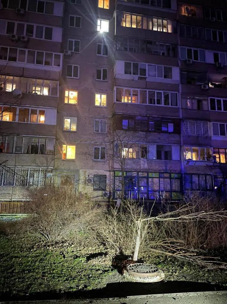 В Киеве в результате ночных атак повреждены объекты энергоинфраструктуры: начались аварийные отключения света