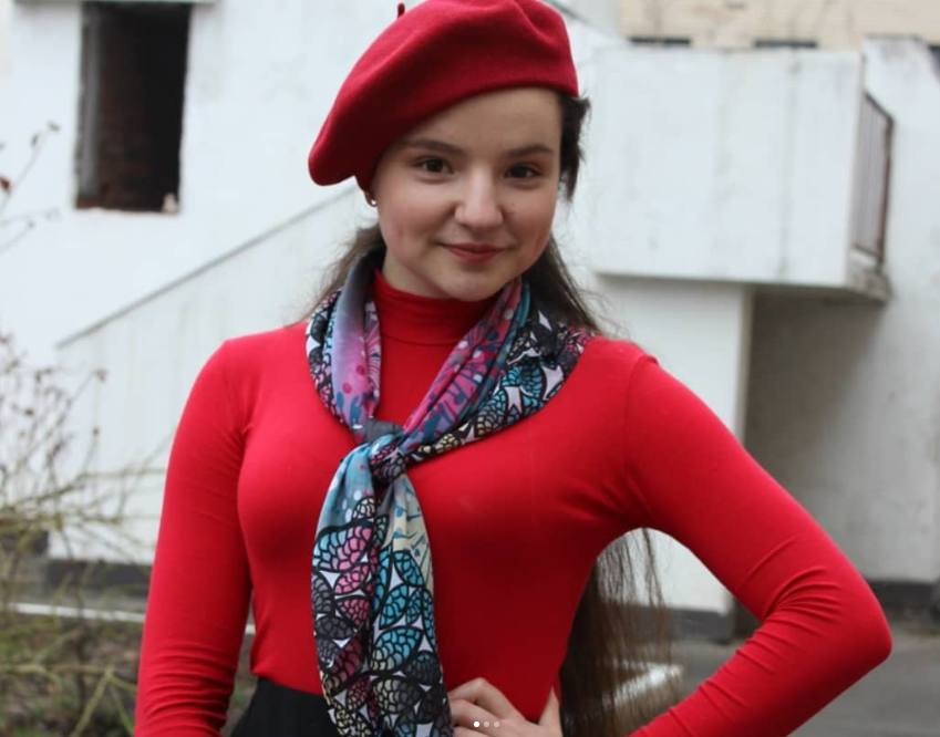 Были обручены и мечтали о детях: в Хмельницком российская ракета убила 22-летнюю Оксану Музыку