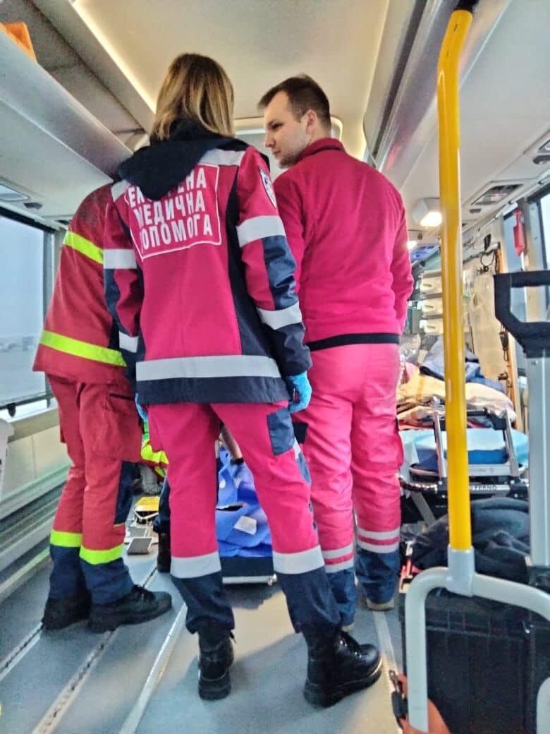 Шість постраждалих в авіакатастрофі в Броварах з опіками доставили на лікування в Австрію: з'явилися подробиці. Фото 