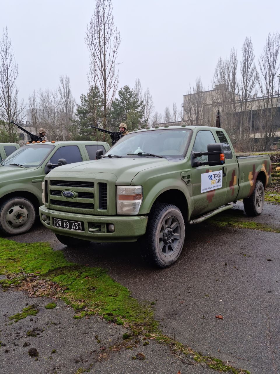 ГЕРОЙCAR передали ЗСУ 15 пікапів, які стануть на захист неба Києва 