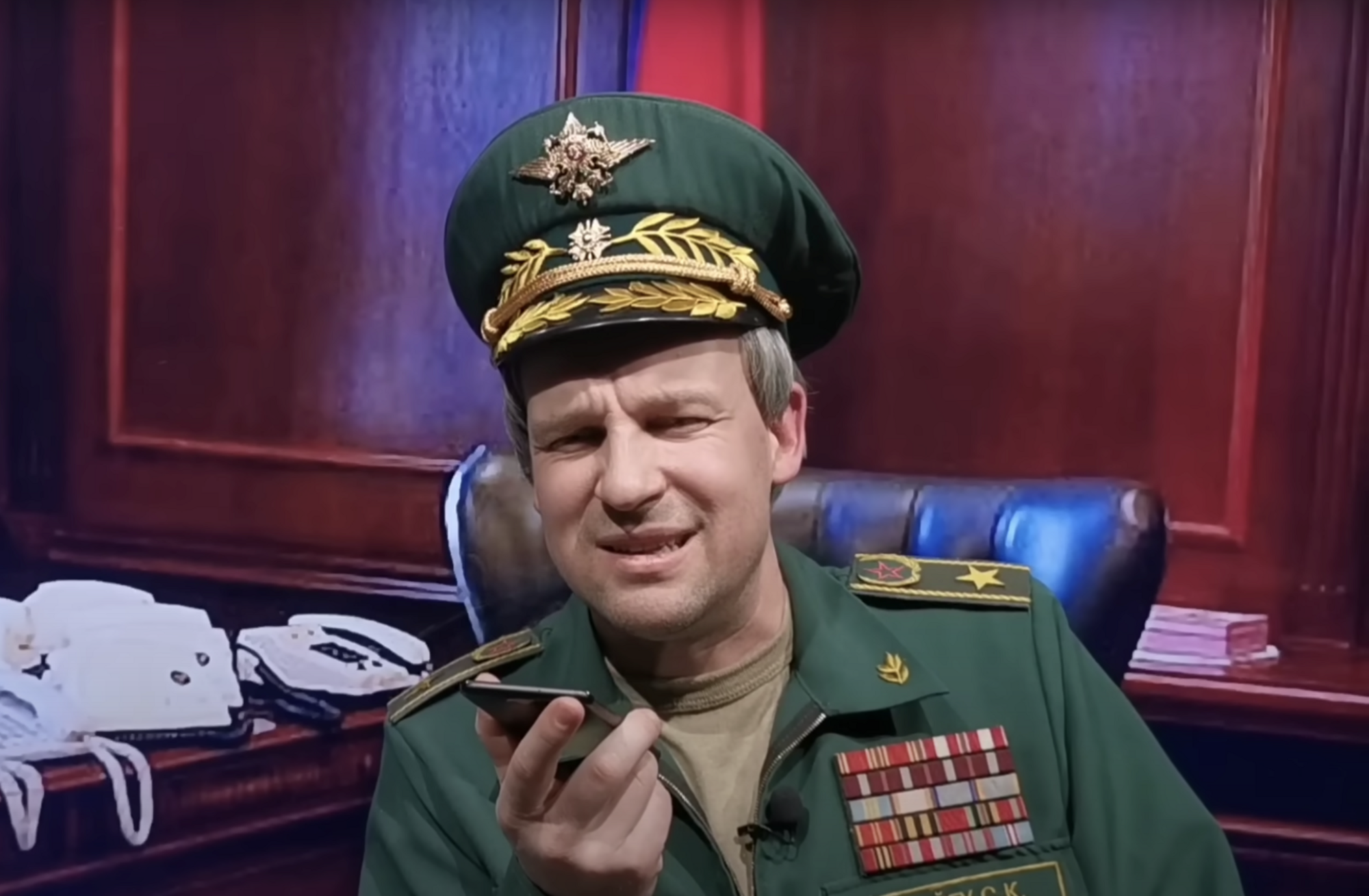 Звезда "Квартала" спародировал разборки Шойгу и Пригожина за Соледар. Видео