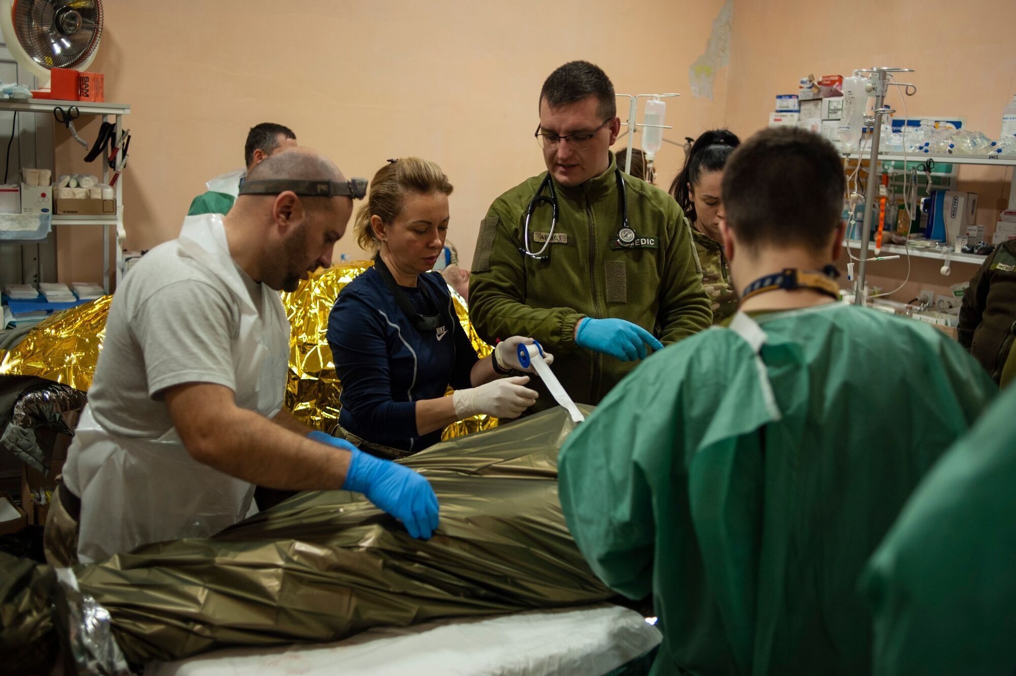 Спасал раненых в самом пекле: что известно о погибшем на Донбассе медике Романе Бабиче