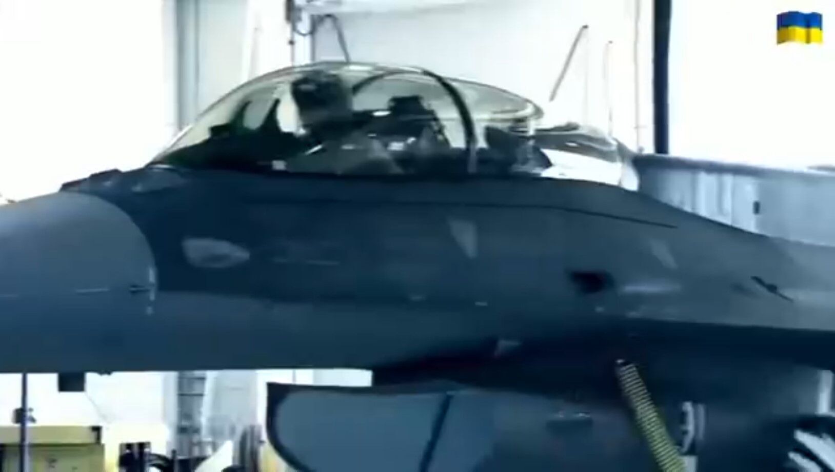 ''Незабаром у небі України'': Данілов натякнув, що Україна чекає на винищувачі F-16. Відео