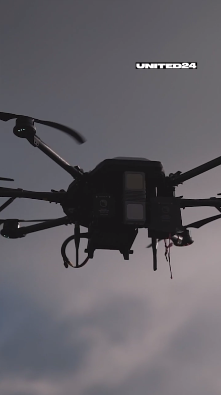 В Украину прибыли шесть систем перехватчиков дронов, которые называют ''Ловцами шахедов''. Видео