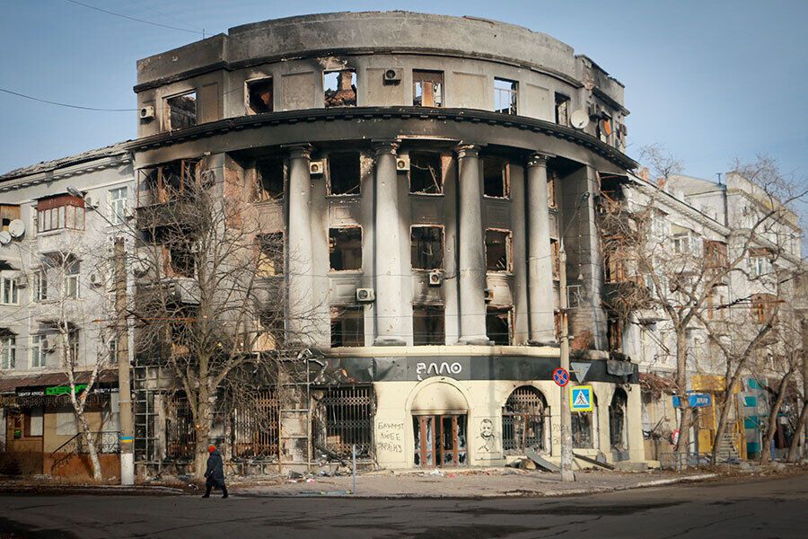 Ворог постійно намагається зайти в місто: нацгвардійці розповіли про бої за Бахмут. Фото та відео