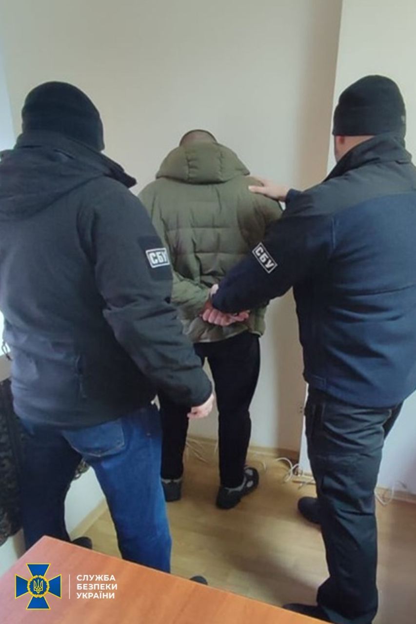 СБУ затримала російських "кротів", які намагалися влаштуватися в українські держустанови