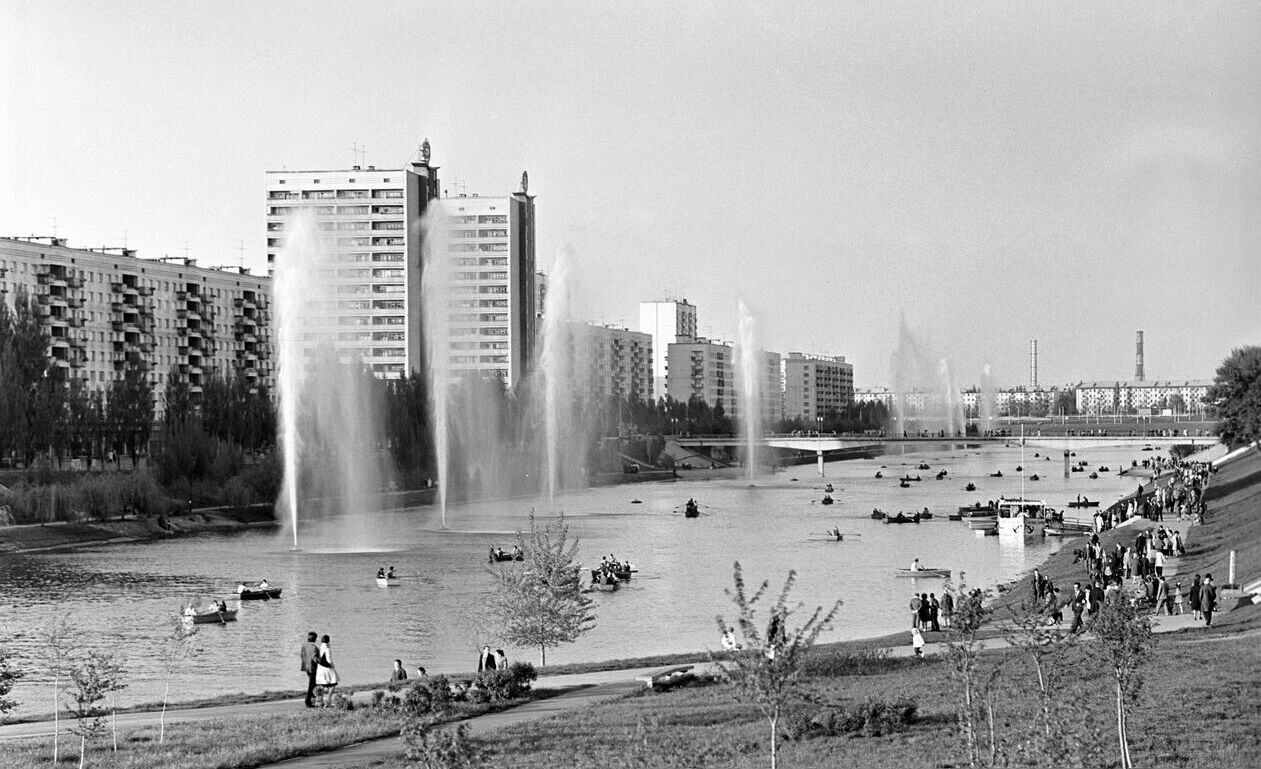 В сети показали, как выглядела столичная "Киевская Венеция" в 1970-х годах. Фото