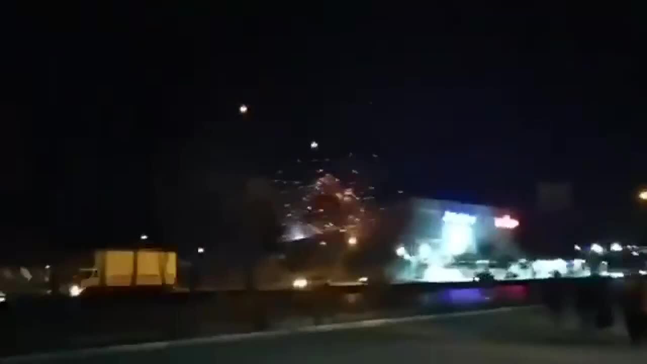 В Иране беспилотники атаковали центр производства боеприпасов в Исфахане. Видео