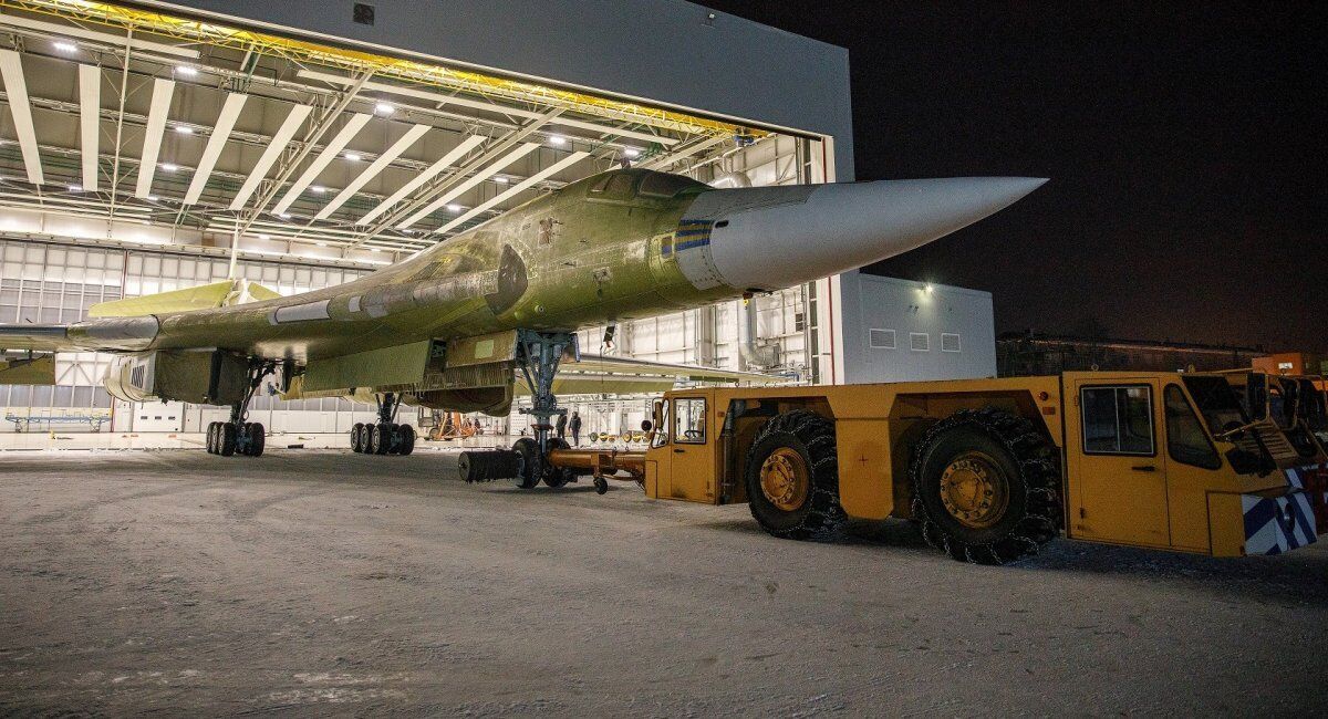 У Росії хочуть добудувати бомбардувальники із радянських "заготовок" через брак авіації – ЗМІ 