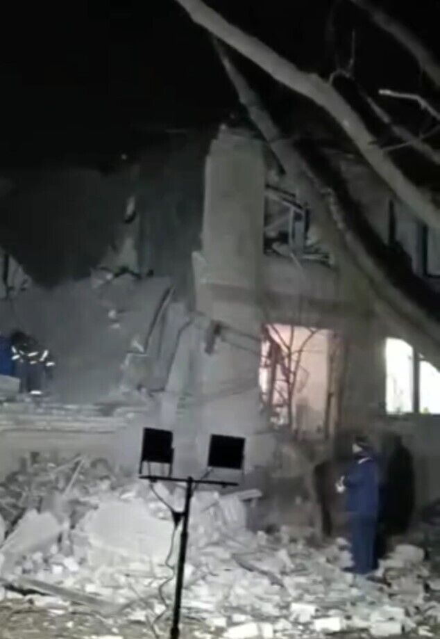 Тела вывозили КамАЗами: ВСУ уничтожили расположение оккупантов в Токмаке на Запорожье. Видео