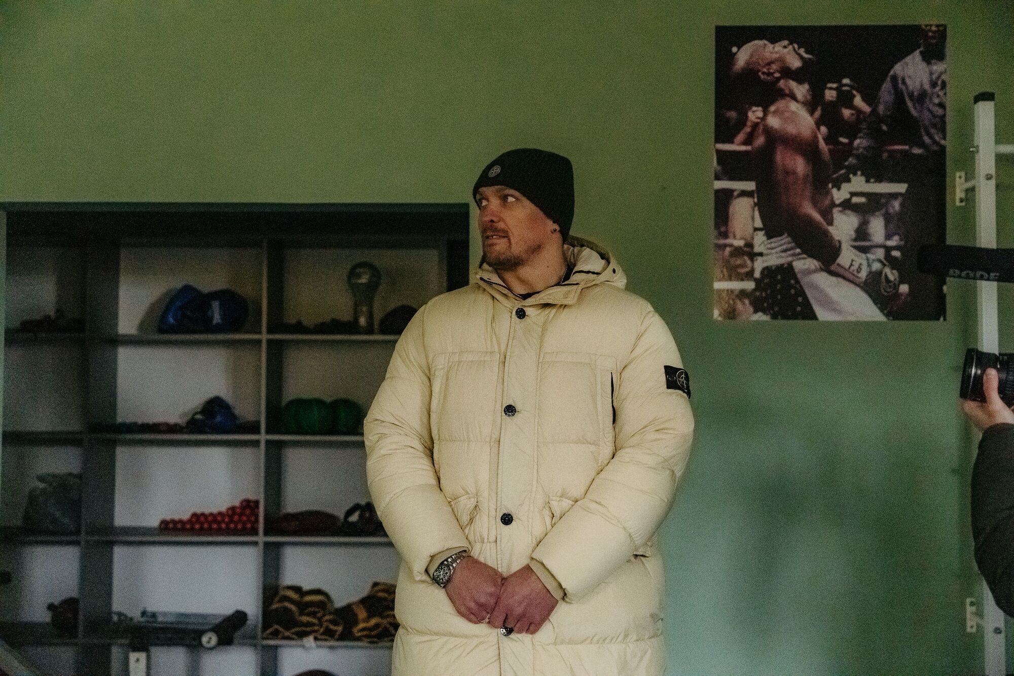 "Застрелили российские солдаты": Усик восстанавливает дом, где его друга-боксера убили оккупанты