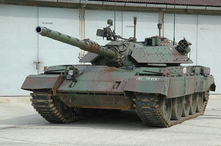 Словенський танк M-55S