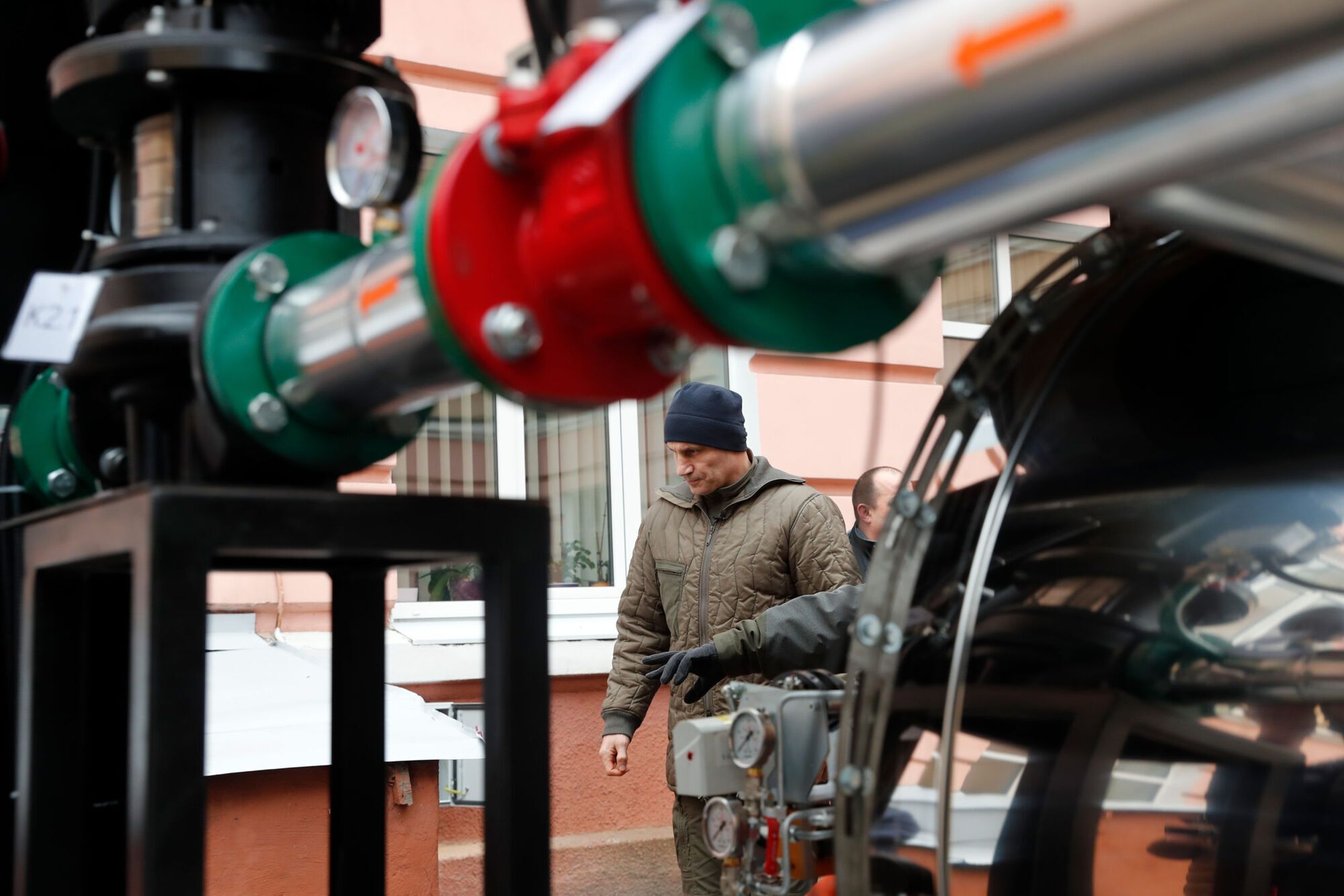 Киев приобрел 12 мобильных котельных, которые могут непрерывно работать в течение недели. Фото