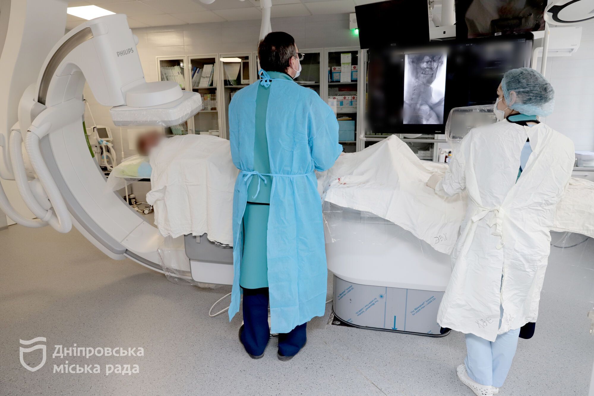 Полсотни операций в месяц: как новое оборудование помогает хирургам Днепра лечить больше пациентов