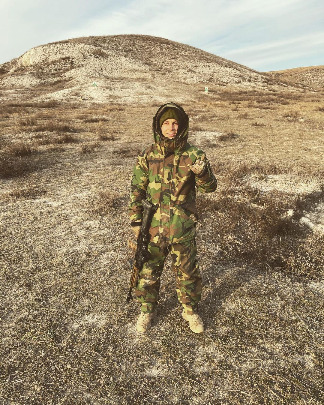 Був у пеклі, але йшов на штурм із посмішкою: 21-річний воїн-тайбоксер ''Азова'' загинув у боях за Бахмут
