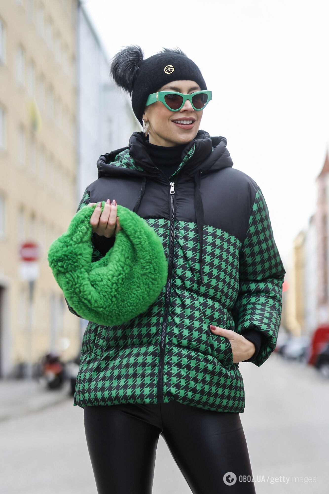 С чем носить пуховик зимой 2023 и как создать изысканный образ: главные секреты 