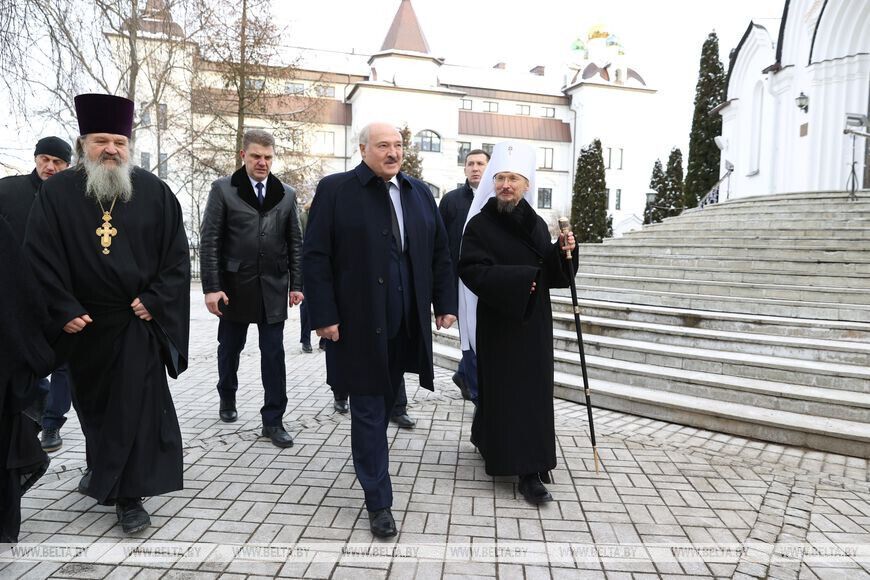 Лукашенко в Свято-Елисаветинском женском монастыре